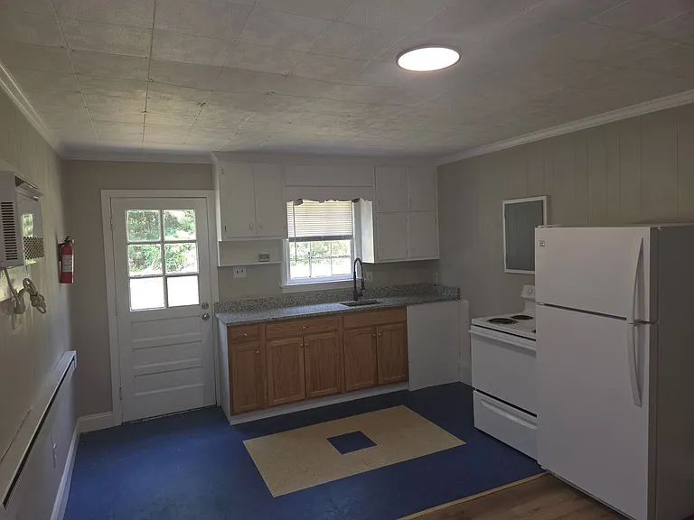 97 Deep River Rd — Photo 3