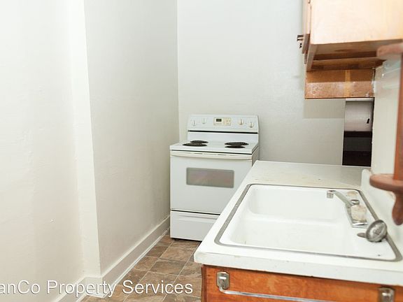 5th image of 1769 Brookline Ave APT A