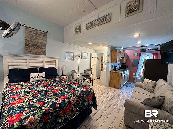 2nd image of 200 E Beach Blvd #302