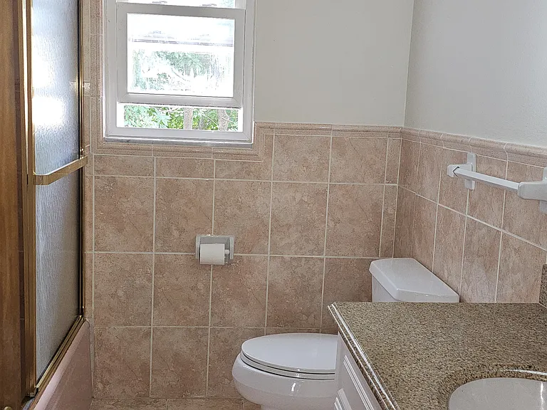 380 Coolidge Ave #2 — Photo 9