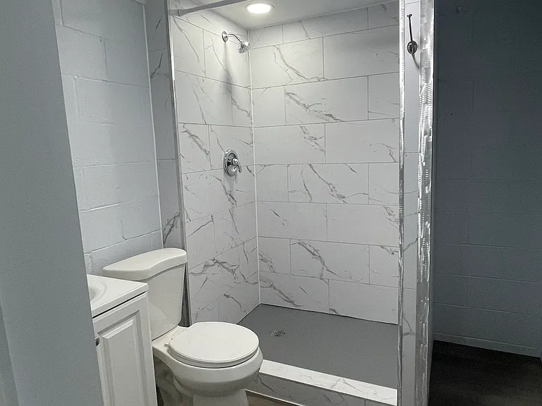 609 Franklin Ave #3 — Photo 3