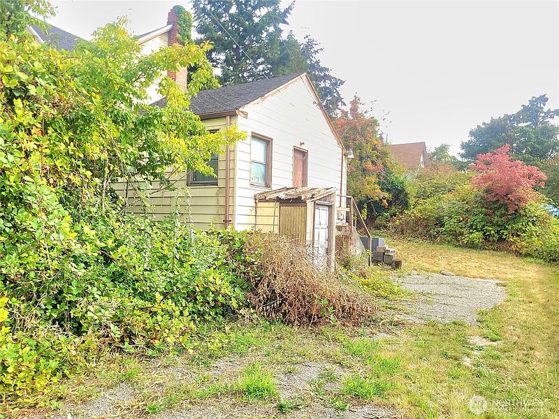 5th image of 1532 S 45th Street