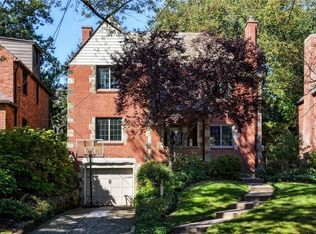 207 Hoodridge Dr, Pittsburgh, PA 15234