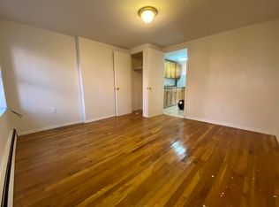 11 N Elliott Pl #1R, Brooklyn, NY 11205