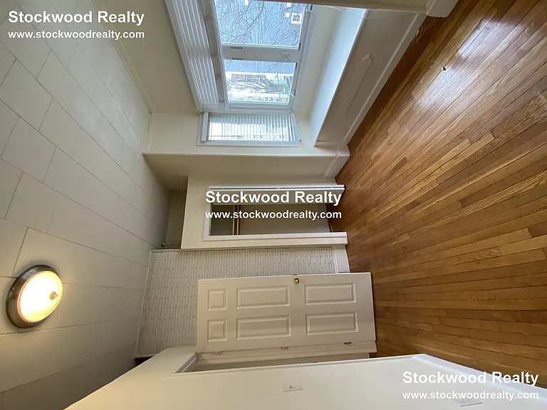 51 Telegraph St #2 — Photo 29