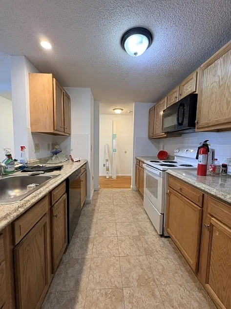 2 bed, $2,295 — Photo 4