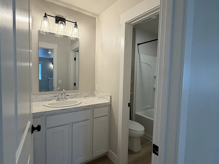 6105 Elysian Rd #201 — Photo 15