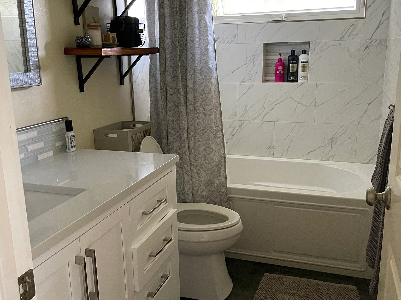 5 bed, 3.5 bath, 2800 sqft, $8,500 — Photo 3