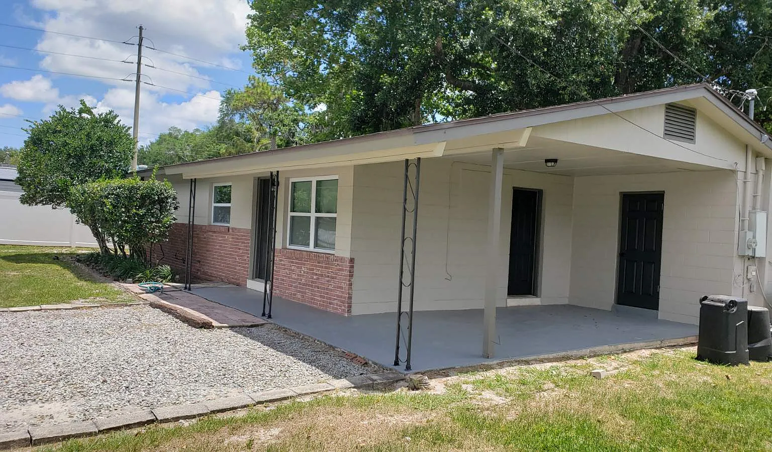 2 bed, 897 sqft, $2,000 — Photo 2