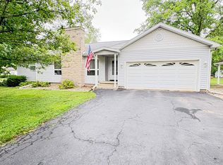 318 S Clinton St, Mulberry, IN 46058