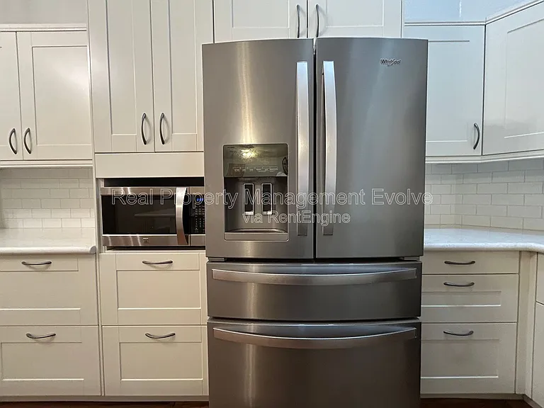 16036 N 11th Ave #1019 — Photo 13