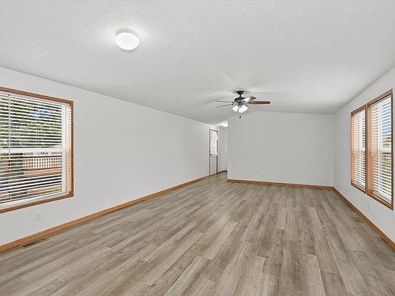 4th image of 4474 Birchwood Dr