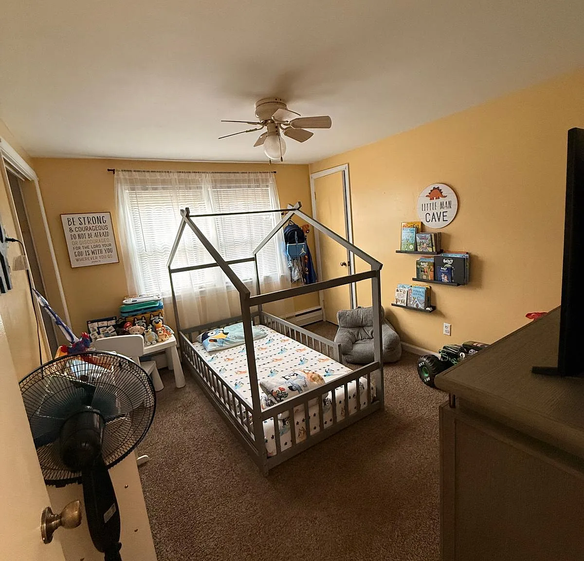 3 bed, $1,700 — Photo 4