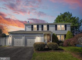 18704 Blue Violet Ln, Gaithersburg, MD 20879