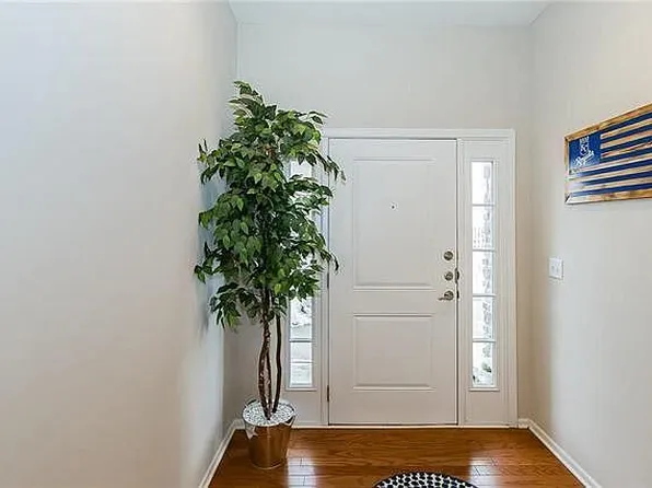 7892 W 158th Ct, Overland Park, KS 66223