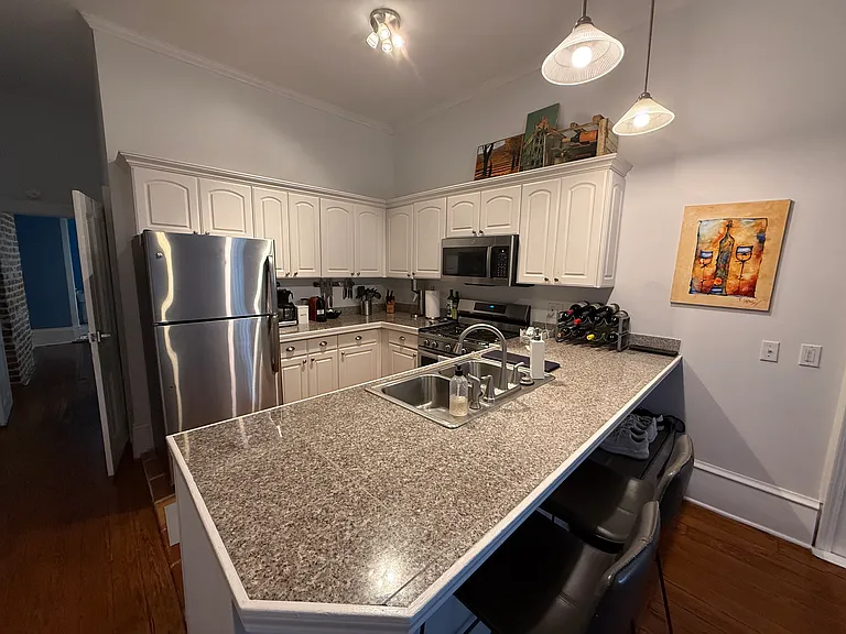 6038 Perrier St — Photo 4