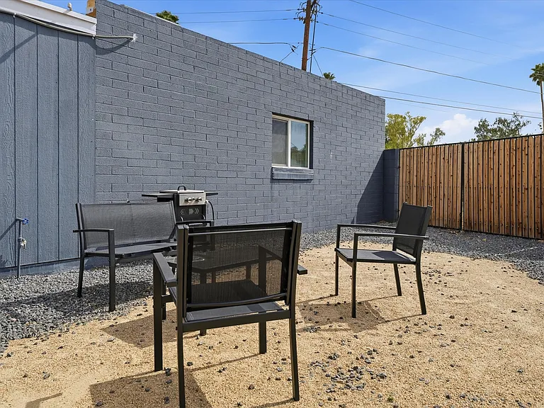 1548 N Upland Cir #C — Photo 8