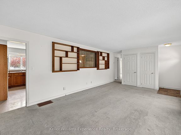 2nd image of 5 Bridle Rd