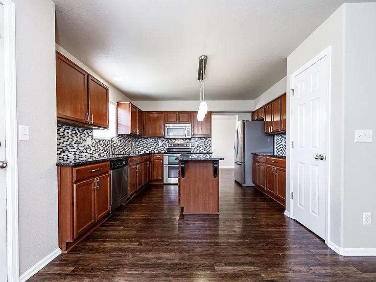 6104 Hayfield Pl — Photo 19