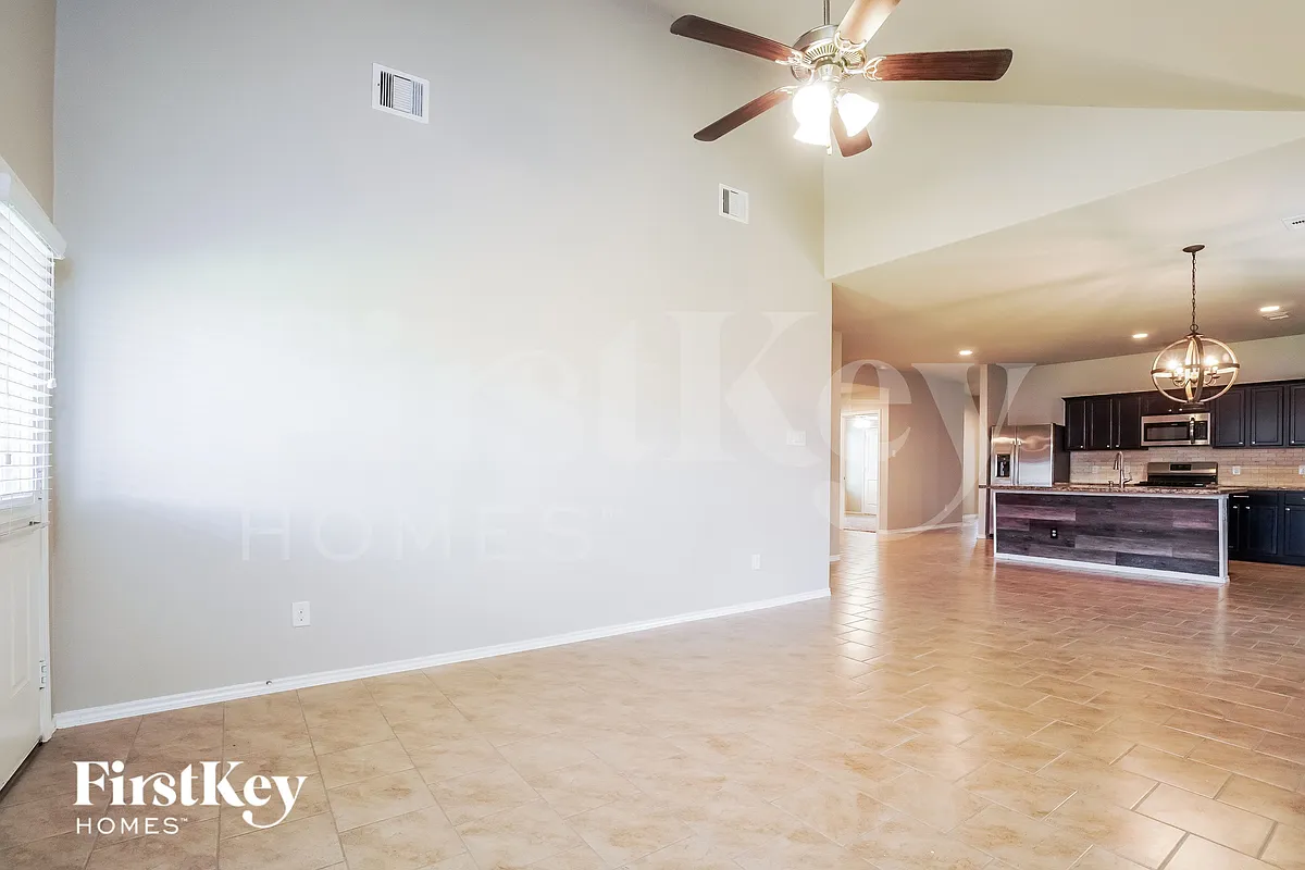 Building Photo - 2623 Lincolns Meadow Dr