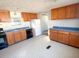 Laurent - 21, Mary Esther, FL 32569