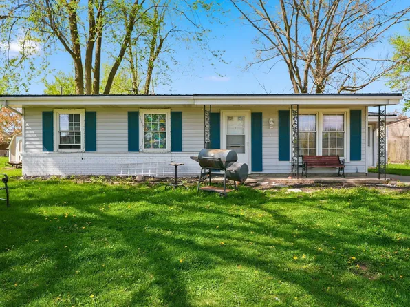 214 W Crown Ln, Fort Wayne, IN 46807