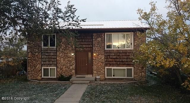 1st image of 304 S Little Horn Ave