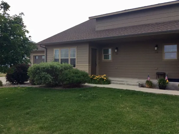 387 Central Ave, South Heart, ND 58655