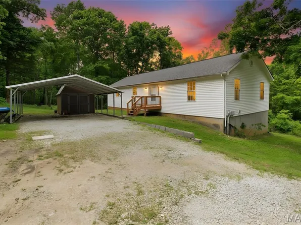 3416 Hodge Rd, De Soto, MO 63020