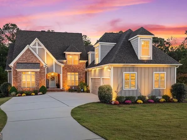 334 Country Lake Dr, Senoia, GA 30276