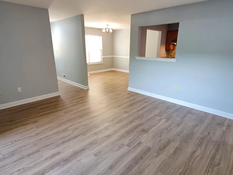 151 Steeplechase Ct — Photo 8