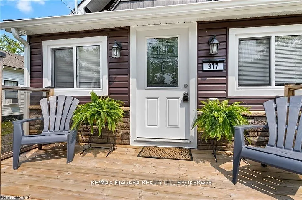 3 bed, $2,000 — Photo 4