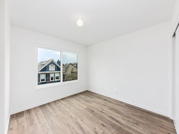 4th image of 68 Diamond St #4