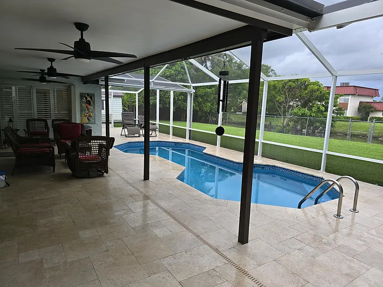 939 Hibiscus Dr — Photo 29