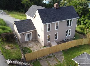 42 Kennedy Rd, New Eagle, PA 15067