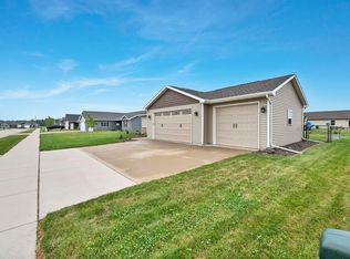 1449 Mase Dr, Kaukauna, WI 54130