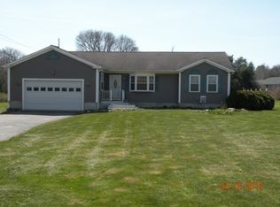 69 Boston Hill Rd, Fairhaven, MA 02719