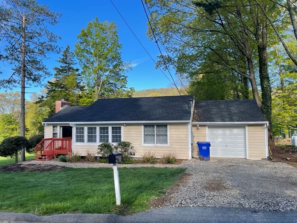 1st image of 24 Pine Dr