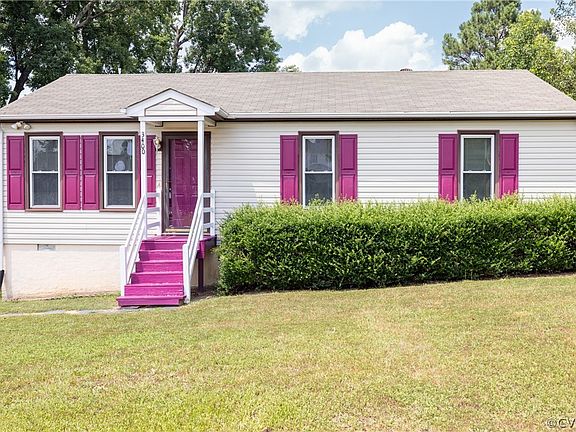 3rd image of 3400 Summerbrooke Dr