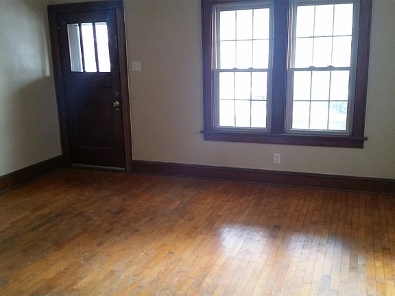 2nd image of 703 Wisconsin Ave #1