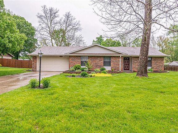 2nd image of 2025 Washington Creek Ln