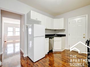 5742 N Winthrop Ave APT 108, Chicago, IL 60660