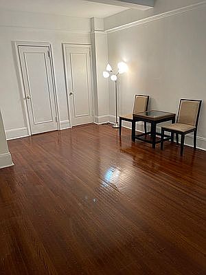 3rd image of 23 E 74th St APT 2C