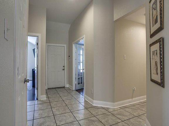 4th image of 9609 Brierwyck Dr