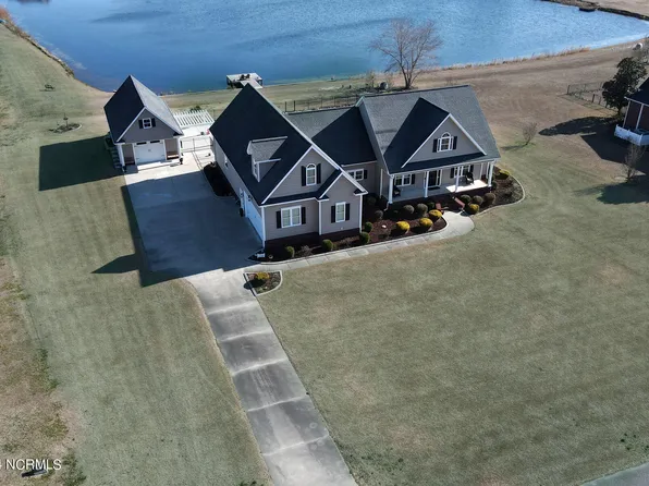 6027 Waters Edge Drive, Grifton, NC 28530