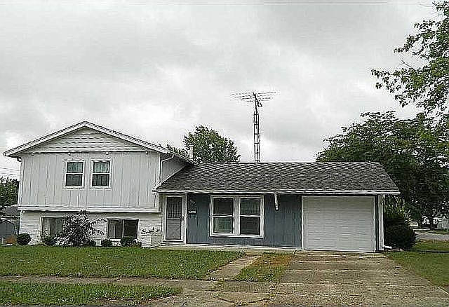 1st image of 905 Lynn St