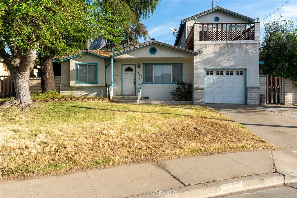 1241 G St photo 1