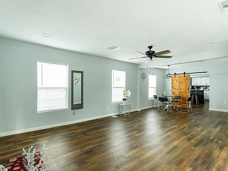 411 Harris Ave — Photo 9