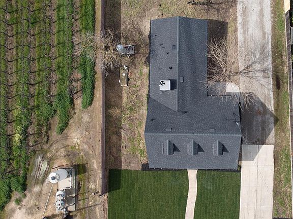 4th image of 25393 Kennefick Rd