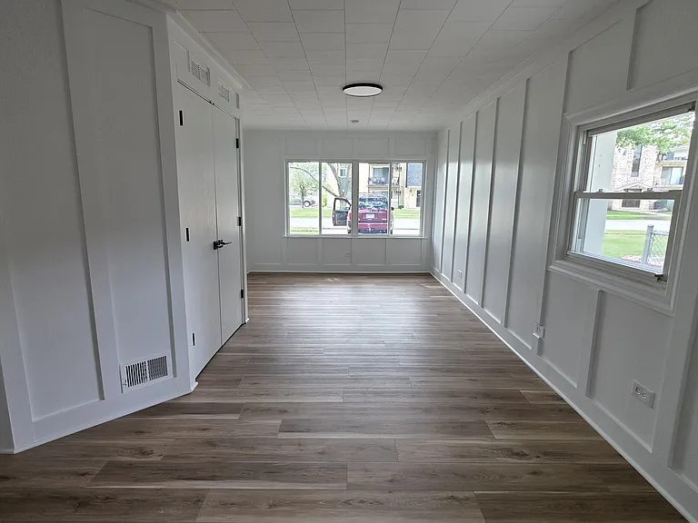 8867 S Mobile Ave — Photo 16